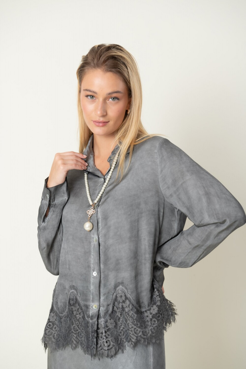 CAMISA ALBITA Gris