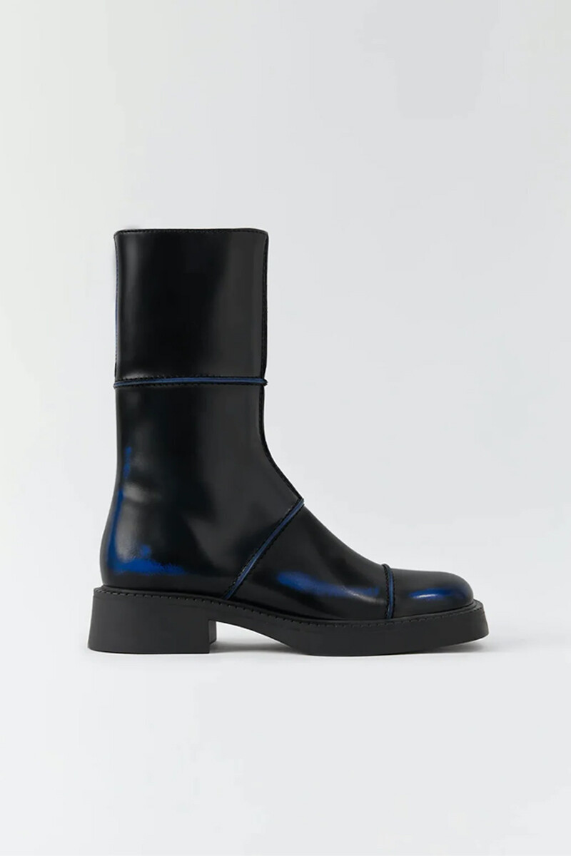 Dhalia Black And Blue Boots - Black 