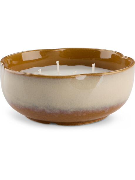 Vela SANDER Ø14xH6 cm almendra. Vela SANDER Ø14xH6 cm almendra.