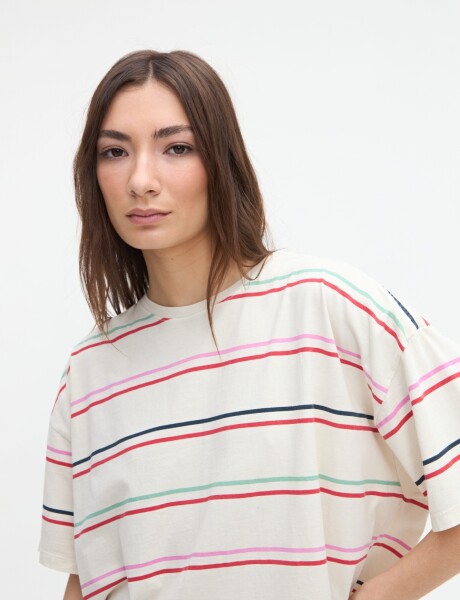 Remera Lucinda Crudo