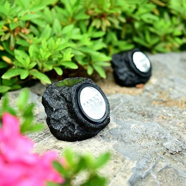 Foco De Luz Led Para Exteriores Con Diseño De Piedra Foco De Luz Led Para Exteriores Con Diseño De Piedra