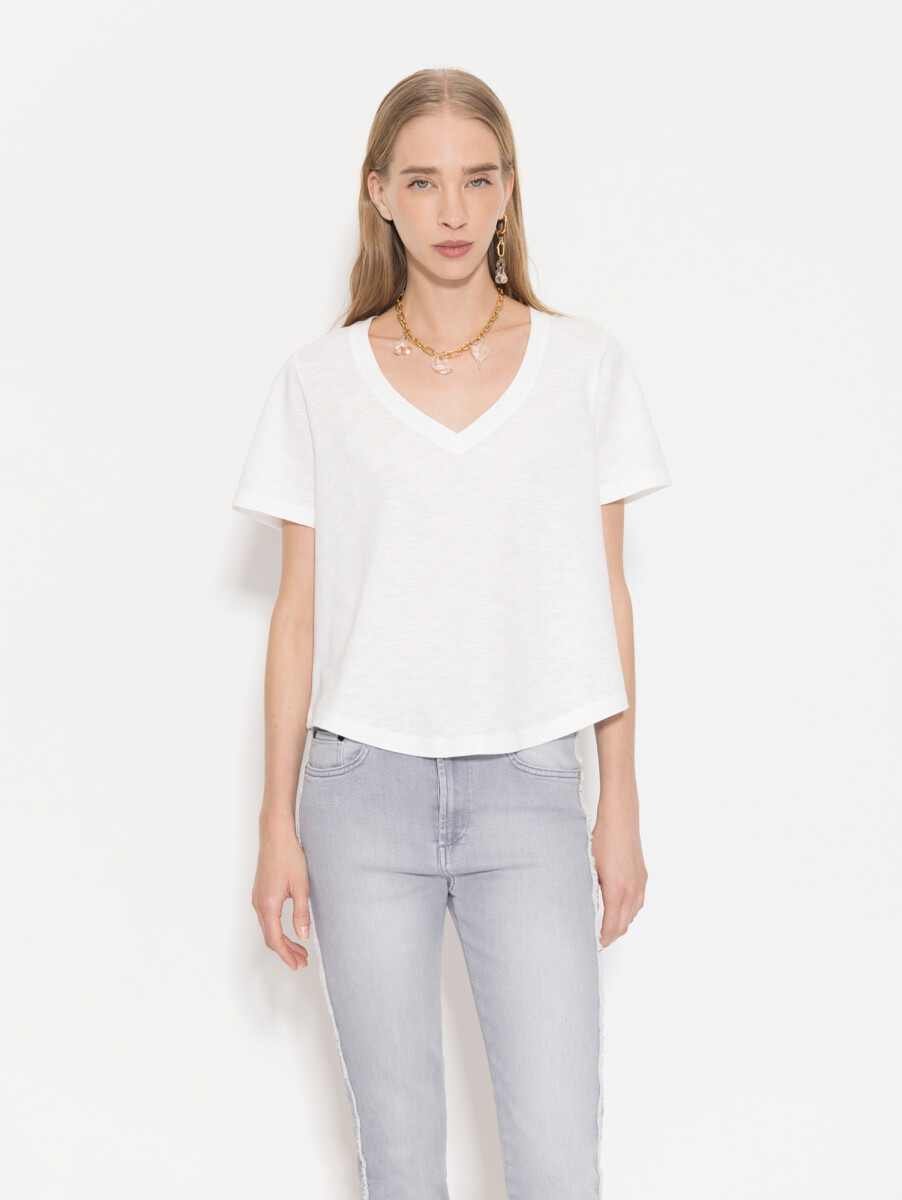 REMERA TAYLOR 