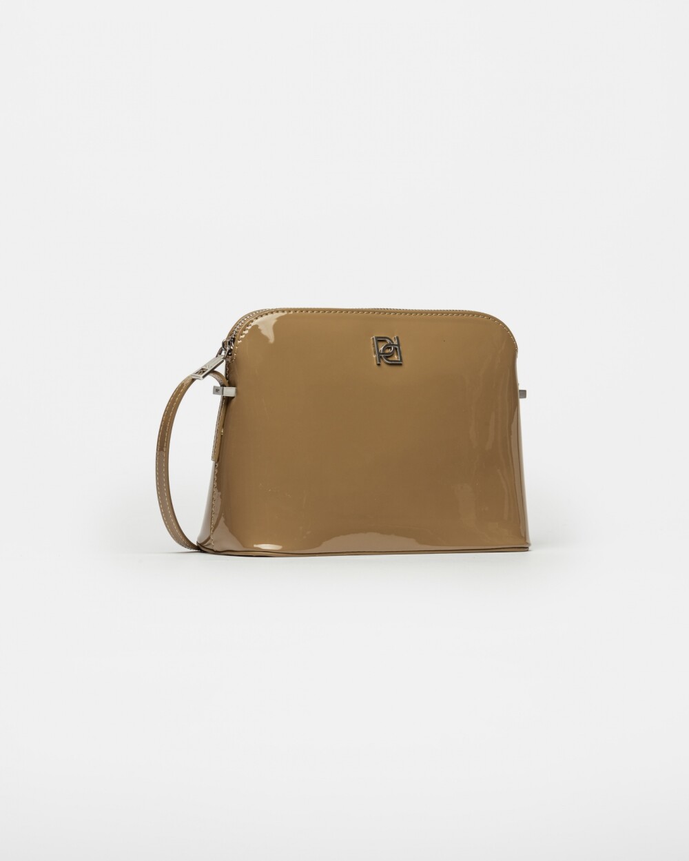 Bandolera Dyna En Efecto Cuero Charol Taupe