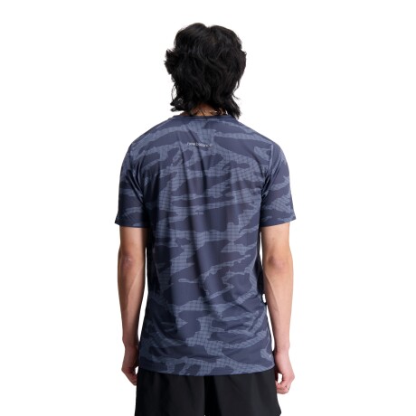 Remera New Balance de hombre -PRINTED ACCELERATE- MT23223GR GREY