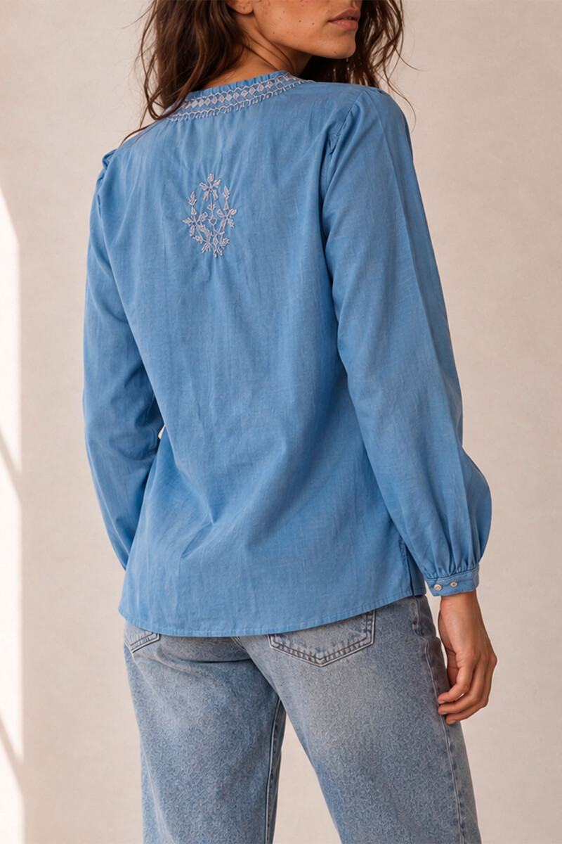 BLUSA INDI CELESTE