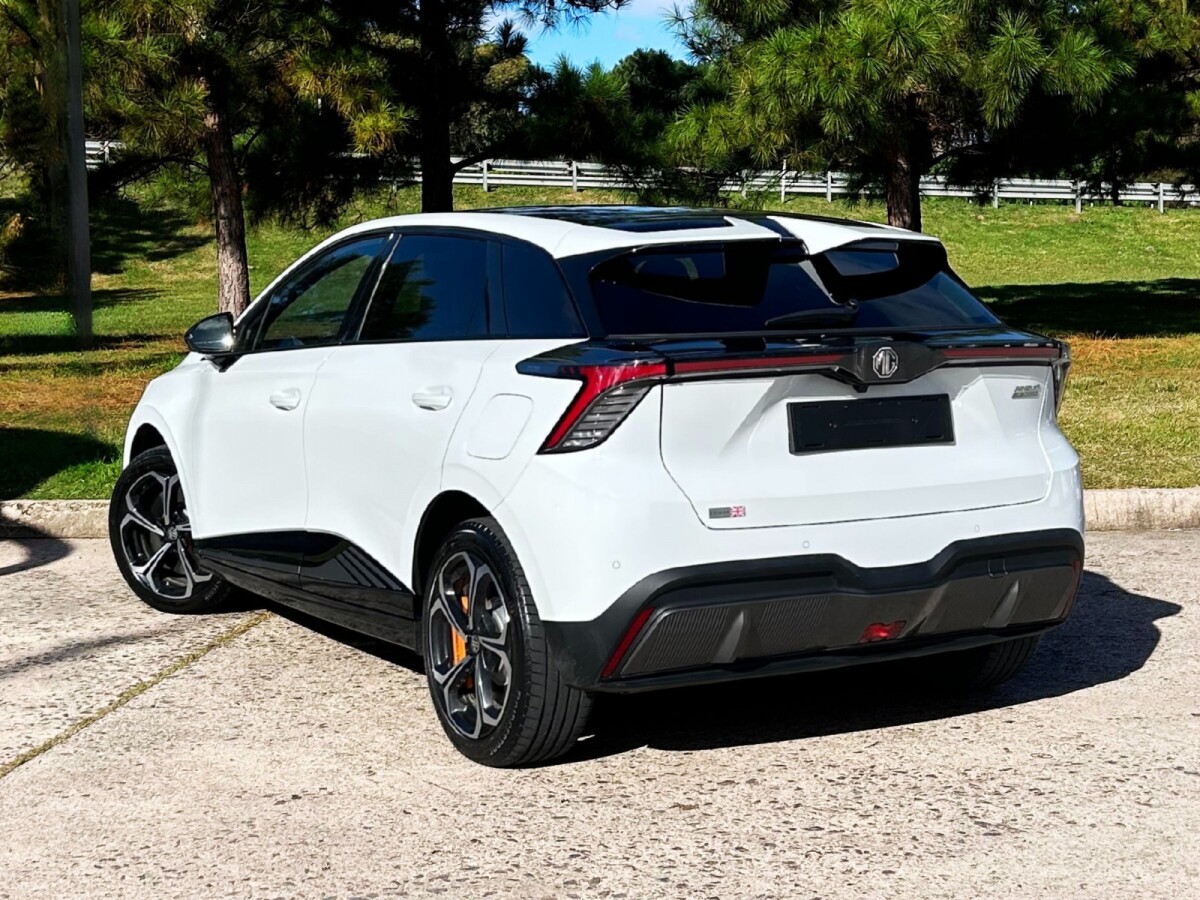 MG4 Deluxe 150 KW Extra Full 2026 0KM | Permuta / Financia MG4 Deluxe 150 KW Extra Full 2026 0KM | Permuta / Financia