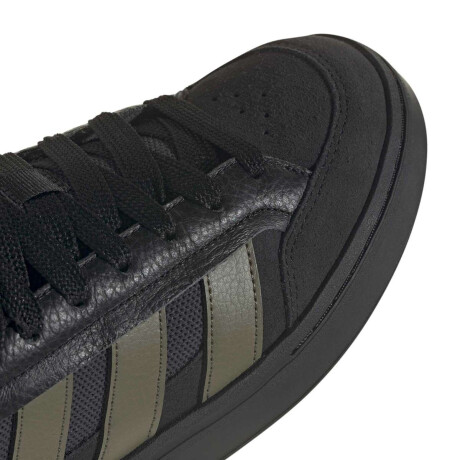 Championes Adidas Grand Court Alpha de Hombre Negro