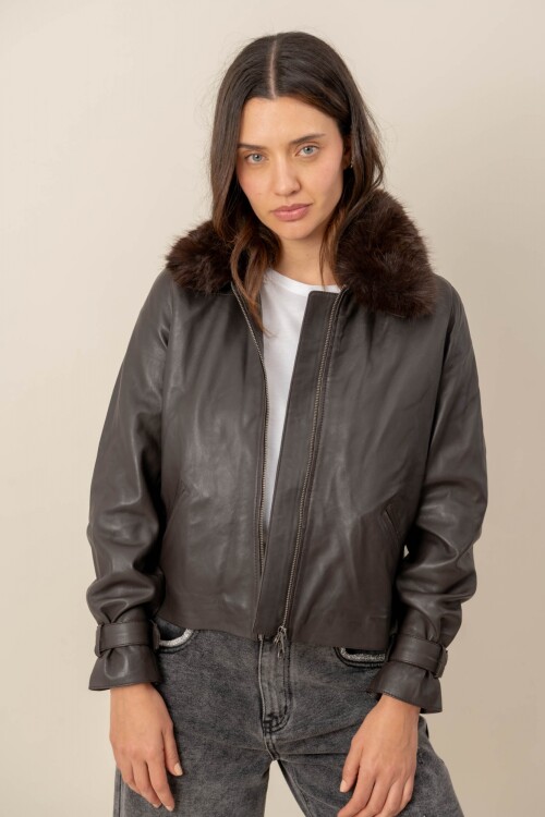 Campera cuero Thar Marrón