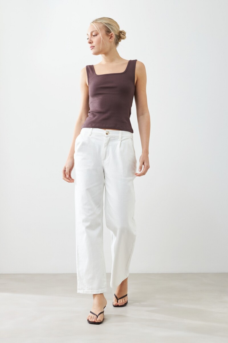 Pantalón wide leg pinzado crudo