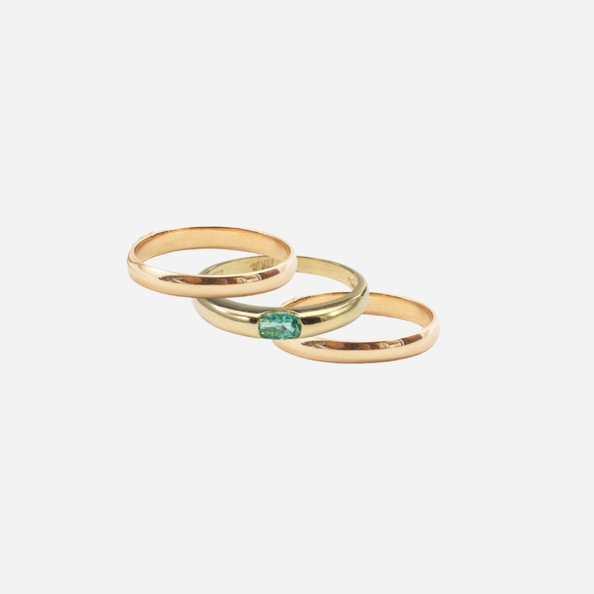Set Exclusive - Anillo Cartier + Alianzas Bombé en Oro 18k 