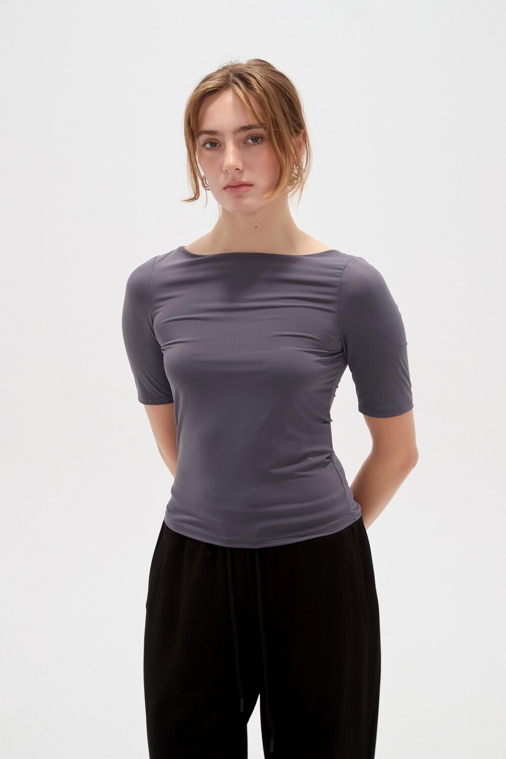 Remera Wenos Gris Oscuro