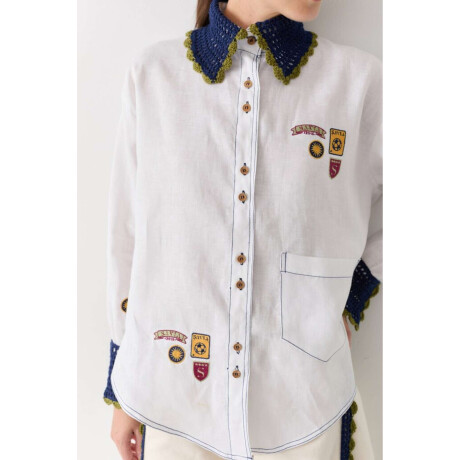 Pre Venta Camisa Emblema Arm Blanco