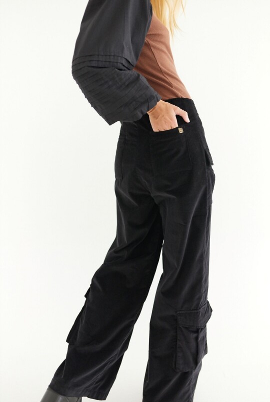 Pantalon Corderoy Negro