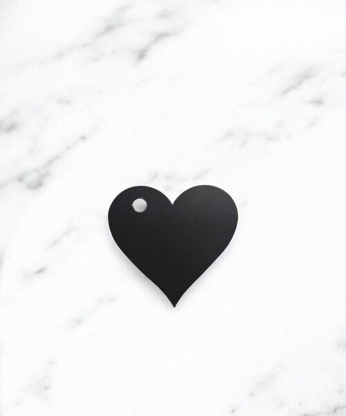 Tag corazon NEGRO