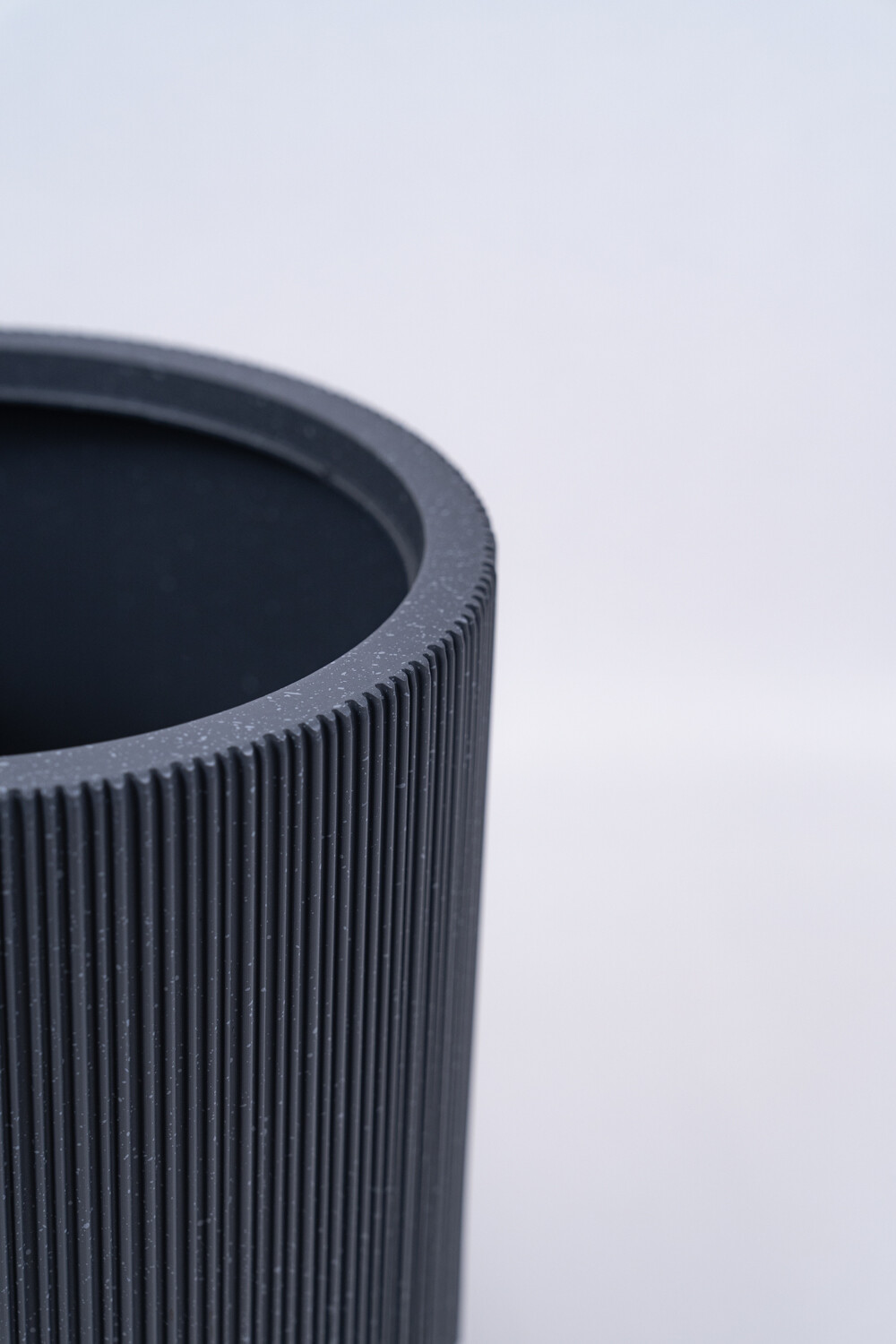 Maceta Loi Color Unico