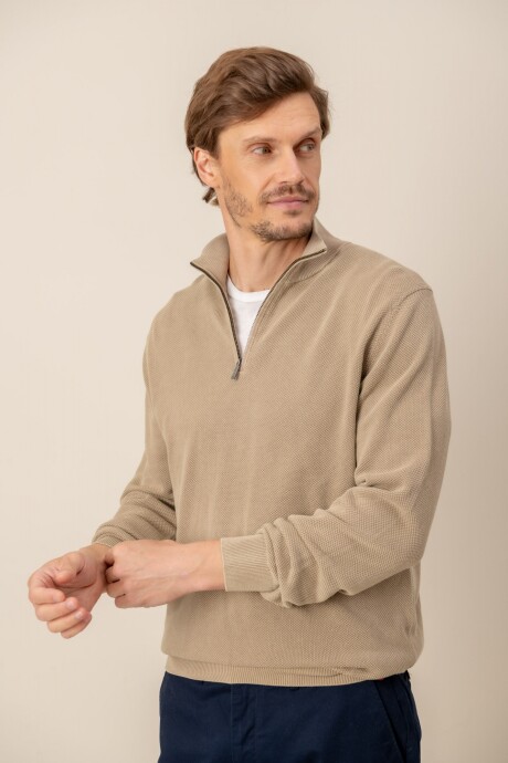 Sweater medio cierre Beige