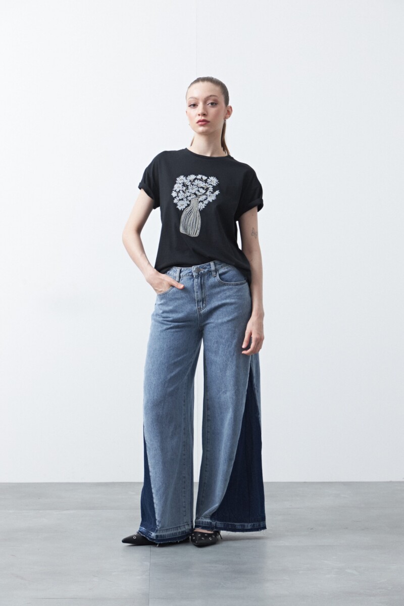 REMERA BONETERO Negro