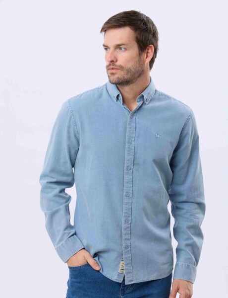 CAMISA LISA LAVADA Celeste