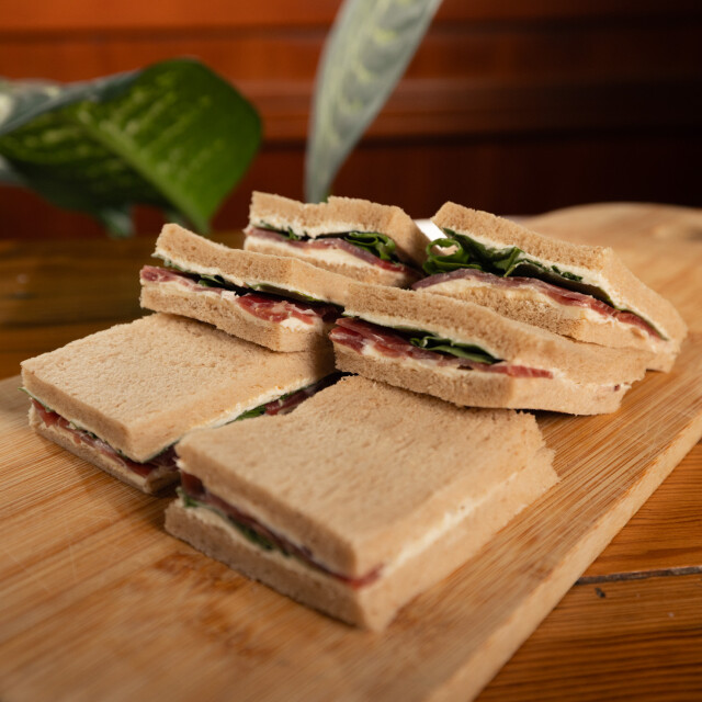 Sandwiches de Bondiola x6 Sandwiches de Bondiola x6