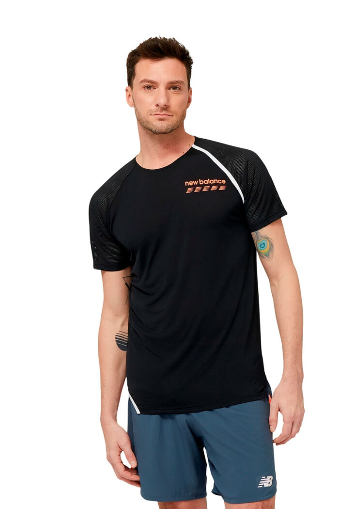 REMERA HOMBRE NEW BALANCE ACCEL PACCER SS Negro