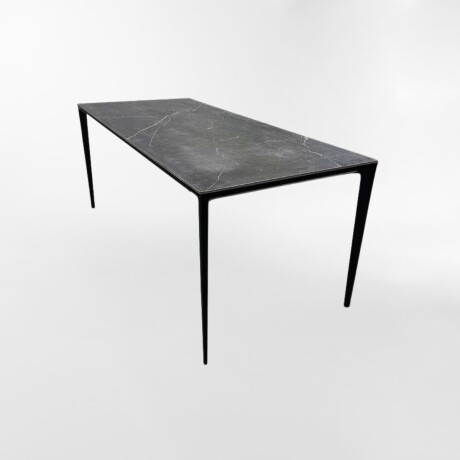 MESA DE EXTERIOR CELLINA NEGRO - RECTANGULAR
