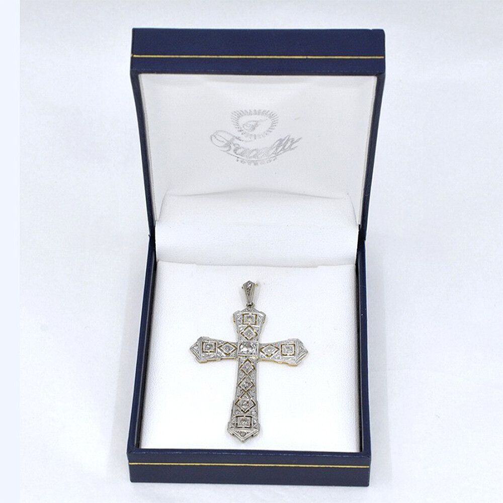 Cruz Antigua En Oro 18K, Brillantes Y Diamantes Cruz Antigua En Oro 18K, Brillantes Y Diamantes