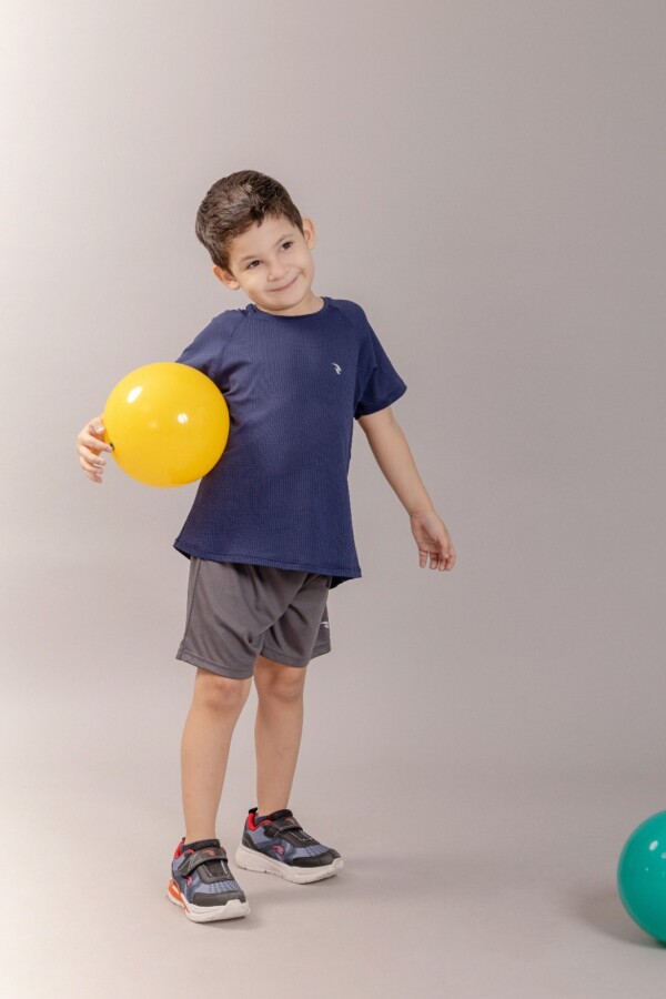 Remera Deportiva. Azul Marino.