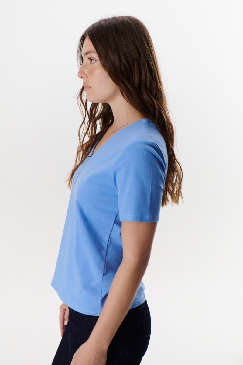 REMERA V DOBLE AZUL