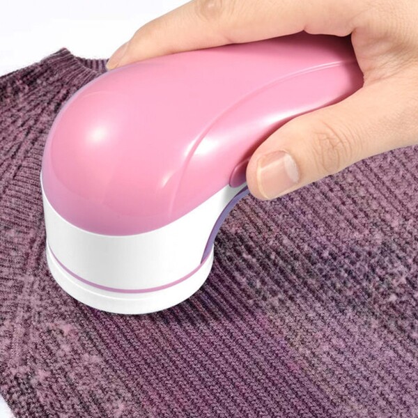 Quita Pelusa Eléctrico Removedor Saca Polvo Buzo Prenda Ropa Variante Color Rosa
