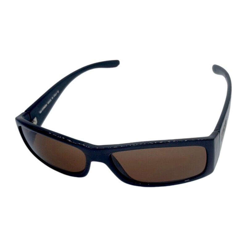 NS911920 negrouniforme