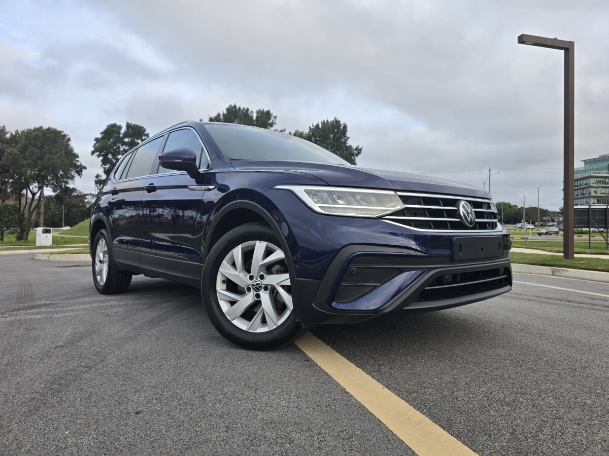 Volkswagen Tiguan Life 1.4 7Pax| Permuta / Financia Volkswagen Tiguan Life 1.4 7Pax| Permuta / Financia