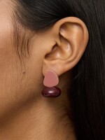Pendientes Cortos Con Resina rosa