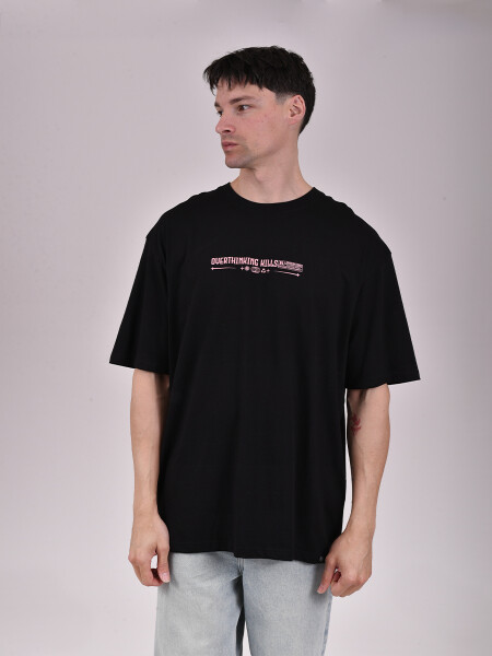 REMERA DEN PRINT NEGRO