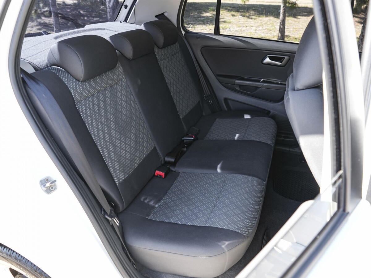 Volkswagen Fox Highline 1.6 Extra Full| Permuta / Financia Volkswagen Fox Highline 1.6 Extra Full| Permuta / Financia