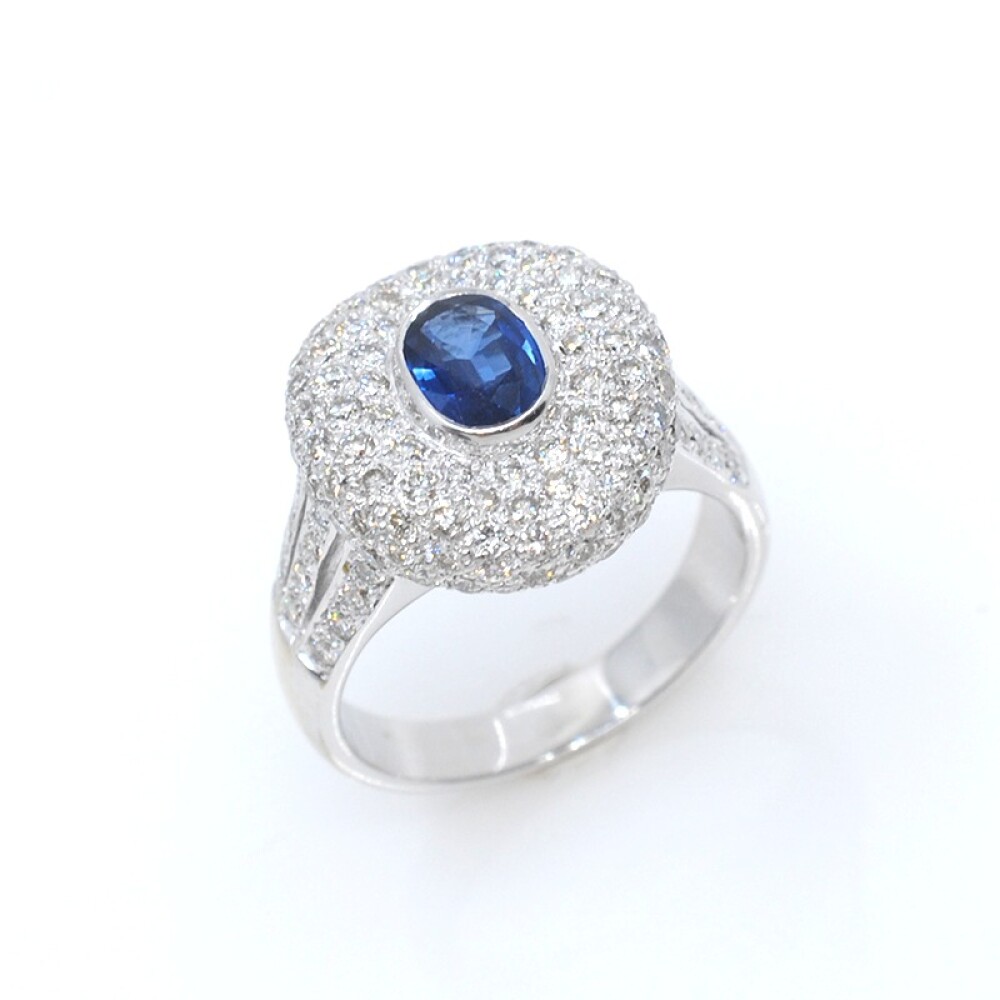 Anillo oro 18k blanco, brillantes y zafiro Anillo oro 18k blanco, brillantes y zafiro
