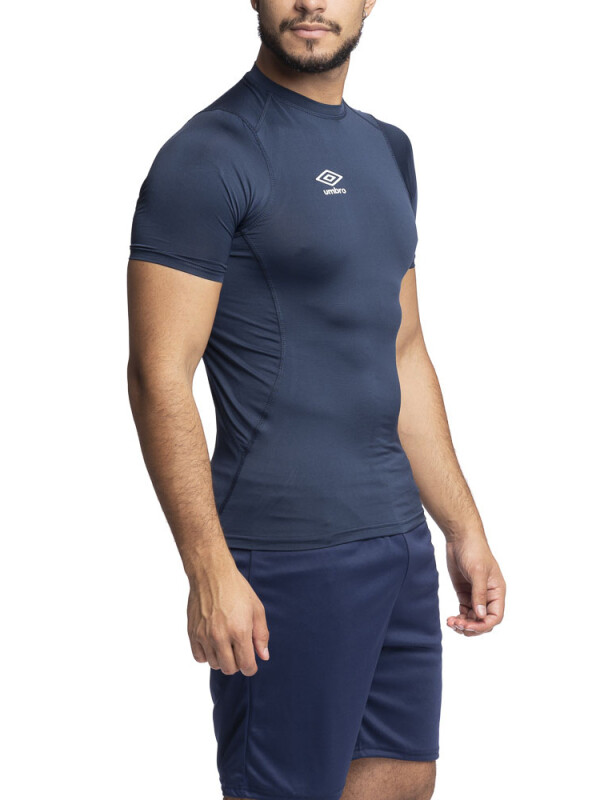 Remera Térmica Manga Corta Umbro Hombre sin sponsors