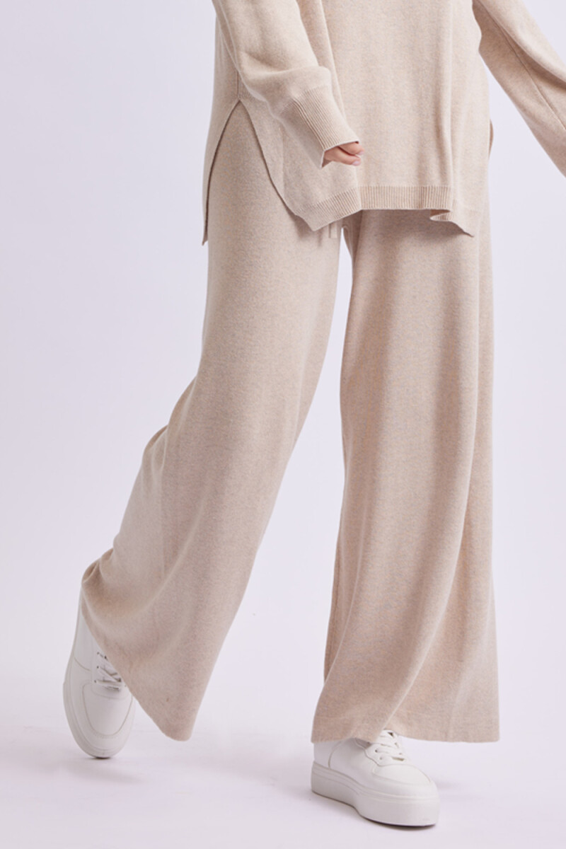 Pantalón de punto Beige