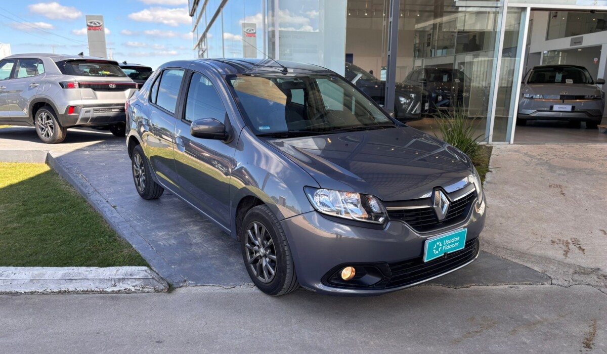 Renault Logan Expression - 2014 Renault Logan Expression - 2014