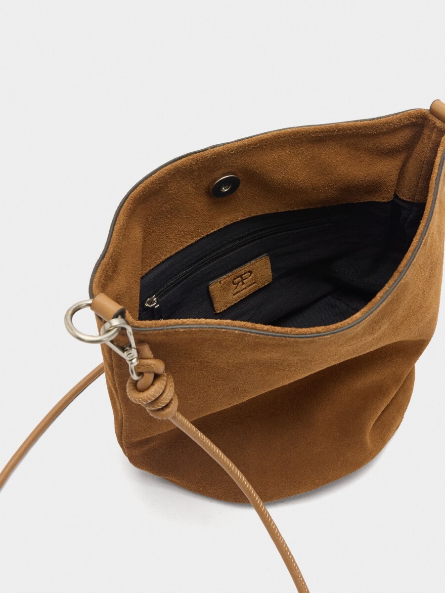 Bolso Bucket De Piel Con Bandolera camel
