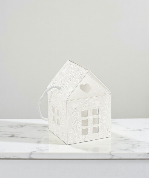 Caja casita c/cordon 10x10x9 cm. - KRAFT MARRON BLANCO