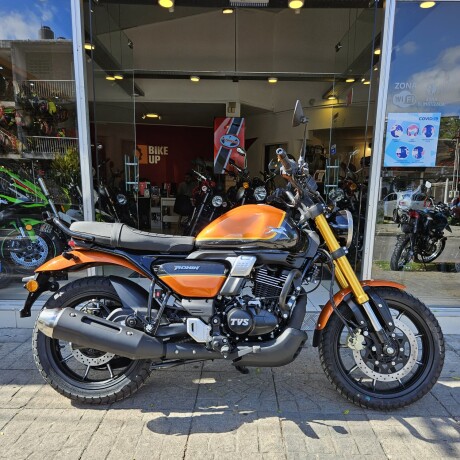 TVS Ronin 225 Naranja