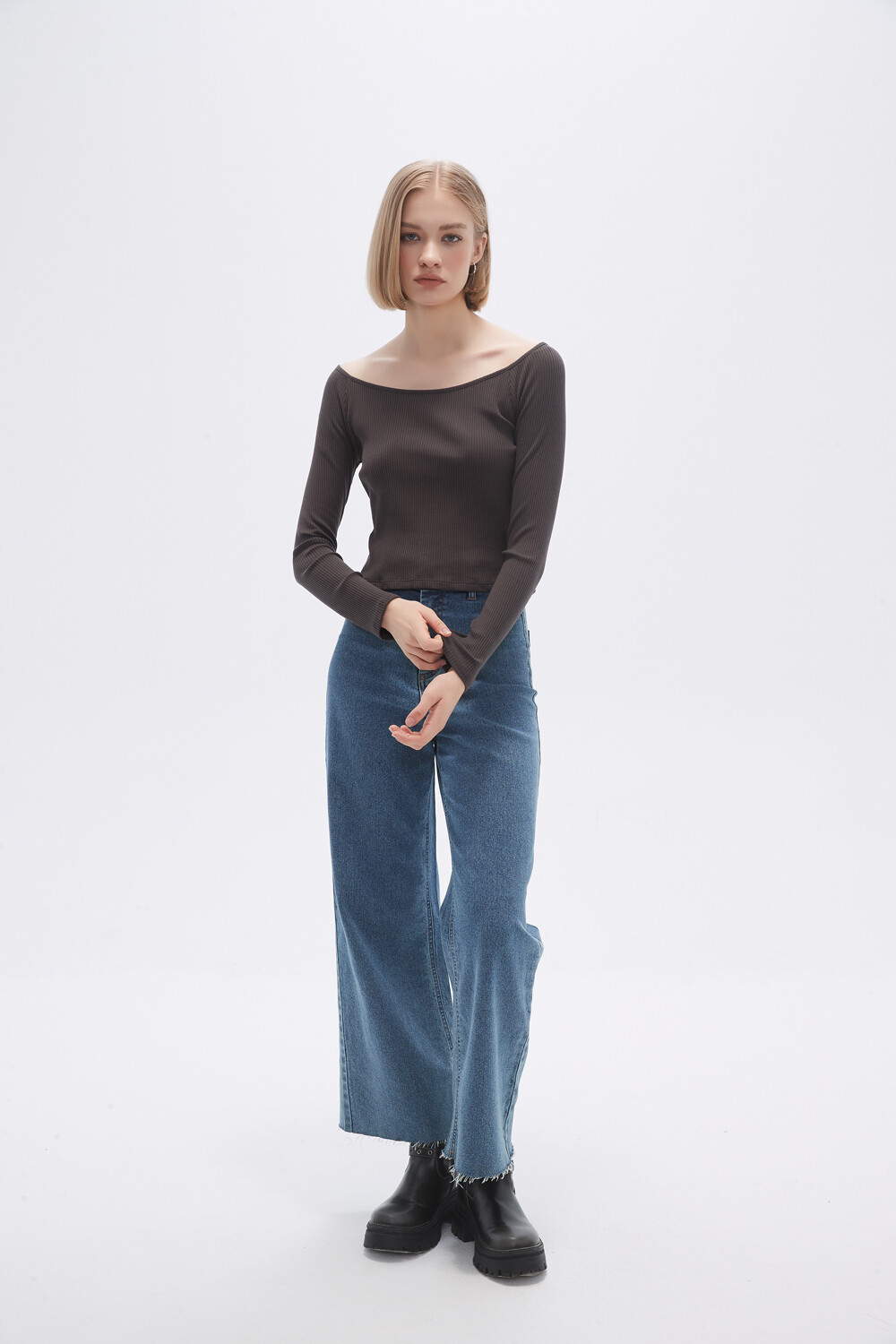 Remera Freeval Gris Oscuro