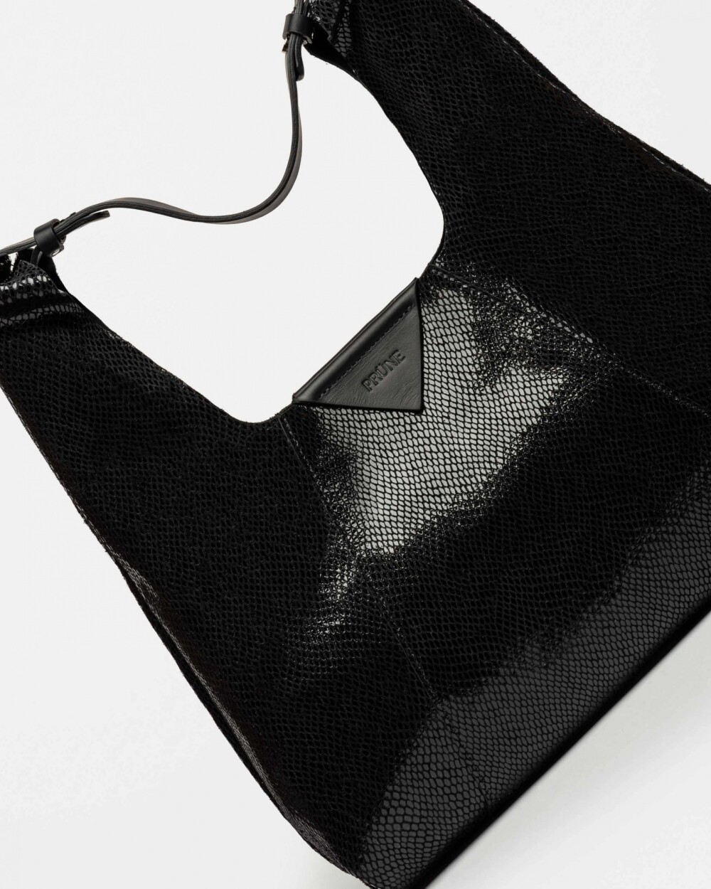 Cartera al hombro The Shopping En Cuero Grabado Snake Negro