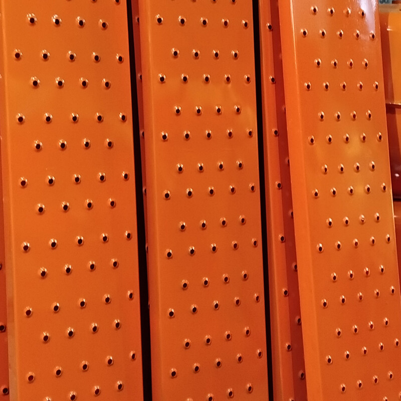 Tablón o plataforma metálica con superficie antideslizante Hermasur® Tablón o plataforma metálica con superficie antideslizante Hermasur®