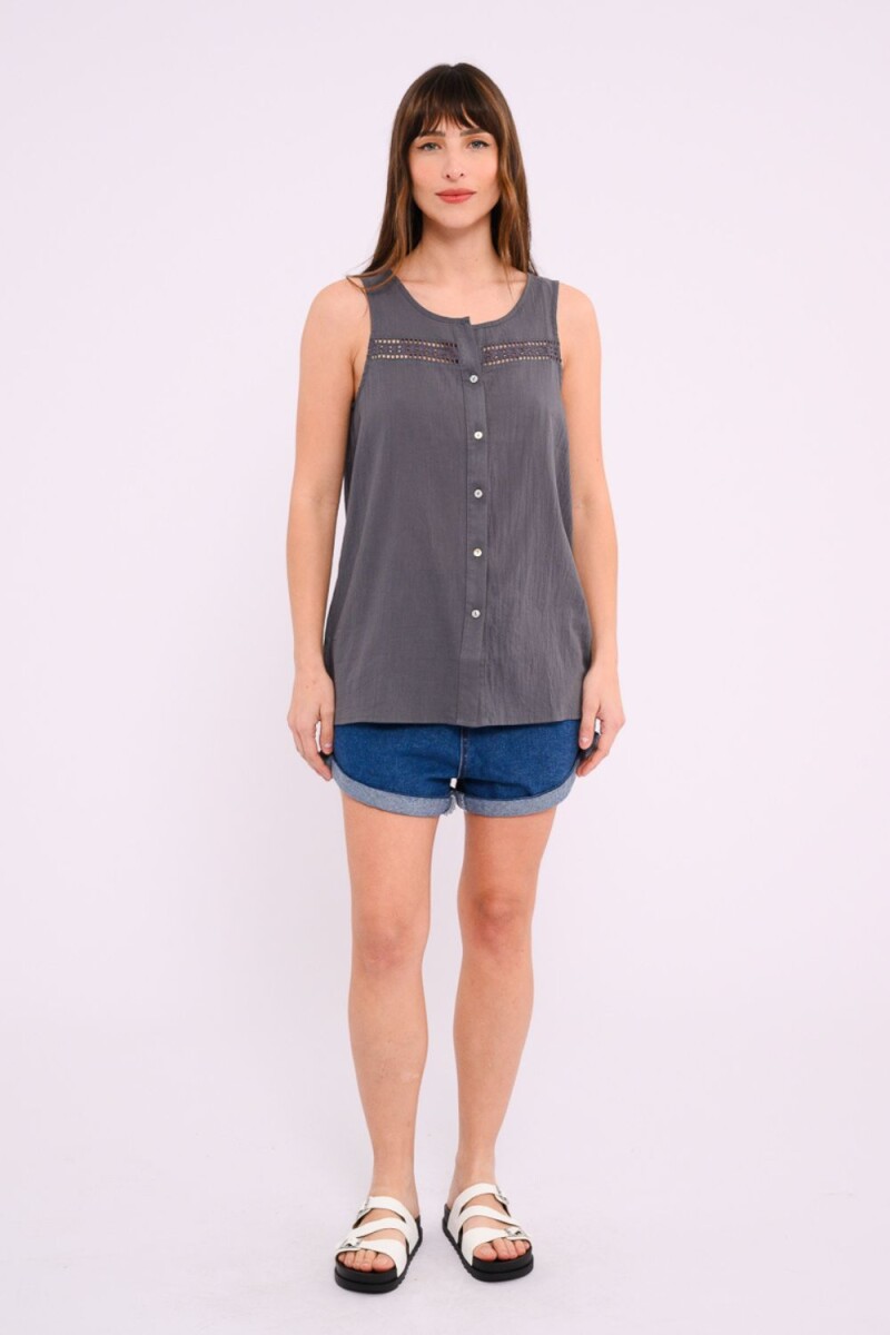 Blusa con detalle calado Azul