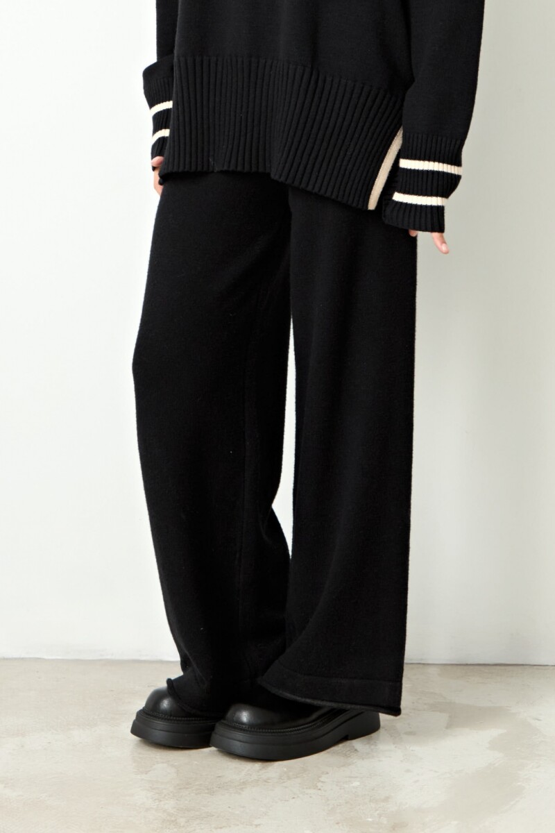 Pantalón rib negro