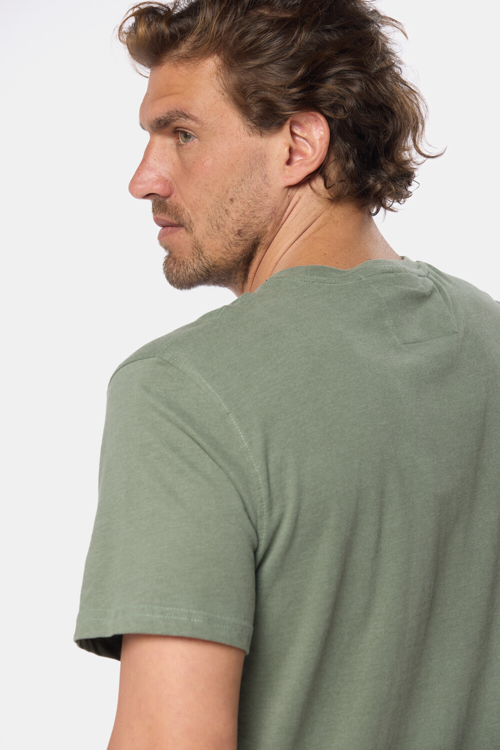 REMERA ESTAMPADA Verde