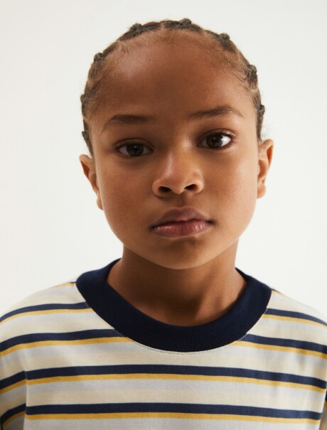 CAMISETA DE RAYAS MULTICOLOR