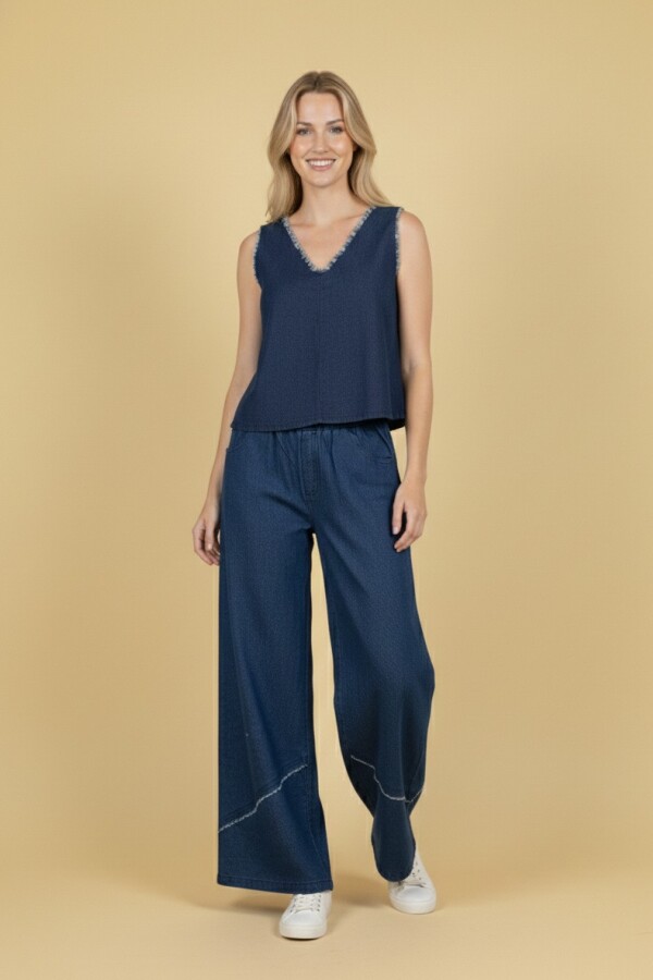 Musculosa Sally. Musculosa Sally.