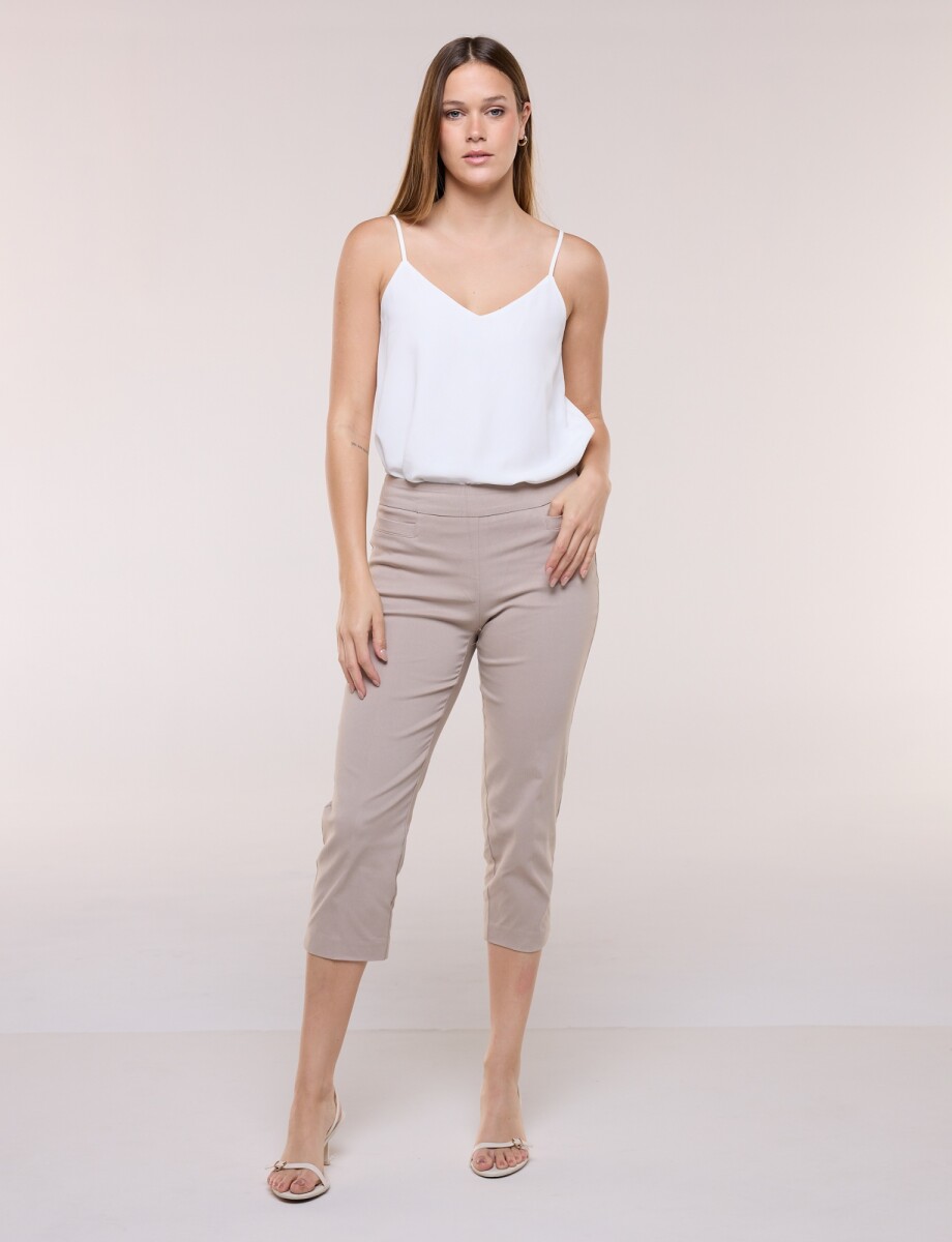 Capri Pull On Colors - Tostado 